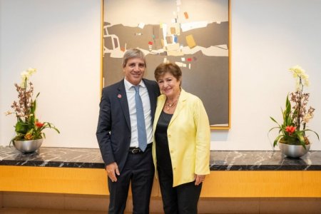 <p>Gobierno de Argentina se ilusiona: asegura que recibirá US$ 8.800 millones del FMI y otros organismos</p>