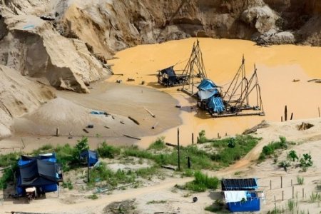 <p>Minería ilegal opera en 18 parques nacionales protegidos en 12 regiones de Perú</p>