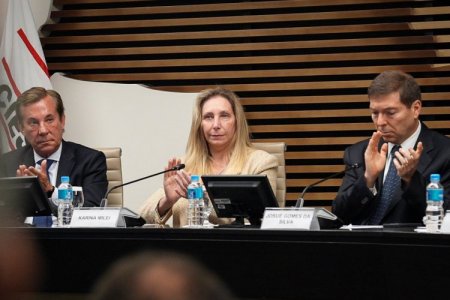 <p>¿Milei busca rehacer su relación con Lula?: el Presidente de Argentina envía delegación en busca inversiones a Brasil</p>