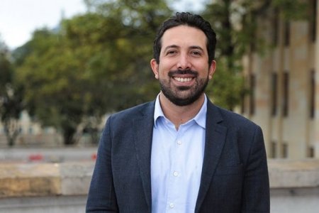 <p>Quién es Diego Guevara, el economista que asume como ministro de Hacienda de Colombia</p>