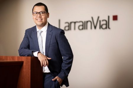 <p>Perú saca ventaja sobre Chile por su diversificación minera, según LarrainVial</p>