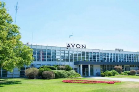 <p>Avon cierra centro de distribución en Argentina y despide a casi 300 trabajadores</p>
