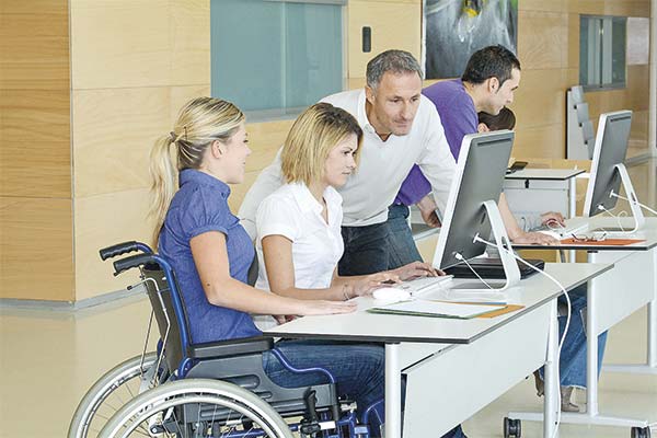 Inclusión laboral con saldo a favor: sube contratación directa y bajan las acciones compensatorias