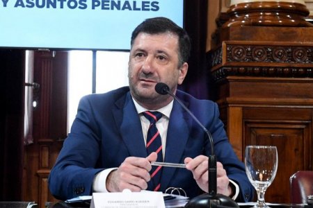 <p>Escándalo de corrupción de senador argentino reaviva tensiones políticas en el país y agita la justicia paraguaya</p>