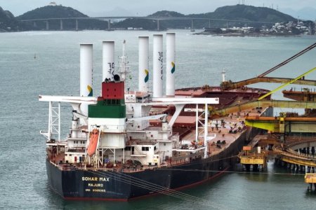 Brasileña Vale apuesta con todo por la descarbonización: realizó la primera prueba con energía eólica en el barco minero más grande del mundo