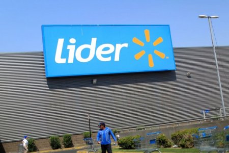 Walmart Chile anuncia plan de inversión por US$ 1.300 millones a 2029: 70 tiendas a lo largo de Chile y más de 4 mil empleos