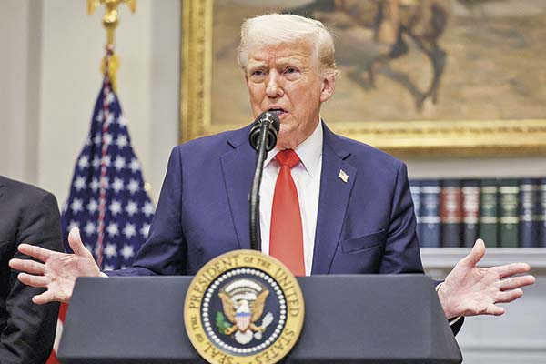 Trump intensifica la guerra comercial y desata represalias arancelarias de México, China y Canadá