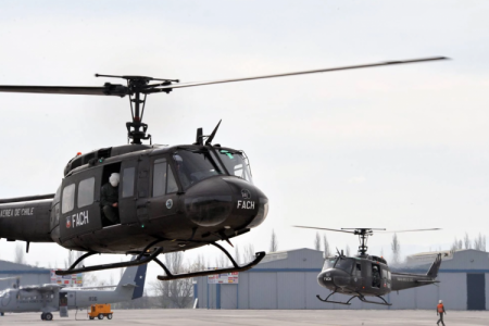 Gobierno de Milei pide explicaciones a Chile por el vuelo de un helicóptero militar en espacio aéreo argentino