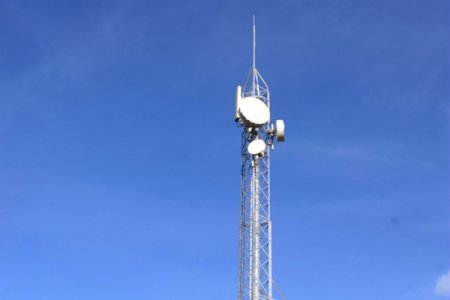 WOM y Telecall no logran desplegar la red 5G en Colombia y piden prórroga a un año de la subasta