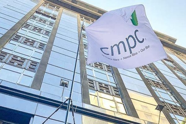 CMPC llora la pérdida de Alejandro Nova Camarena, un legado en la industria