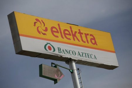 Multimillonario mexicano Ricardo Salinas decide privatizar Elektra tras caída de sus acciones