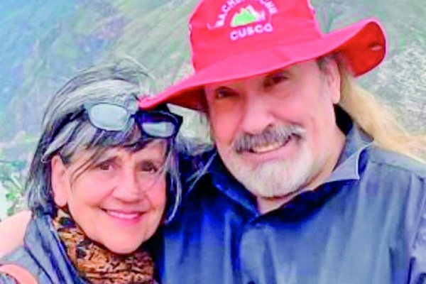 Por enfermedad, Miguel “Negro” Piñera se muda al edificio de su hermana Magdalena