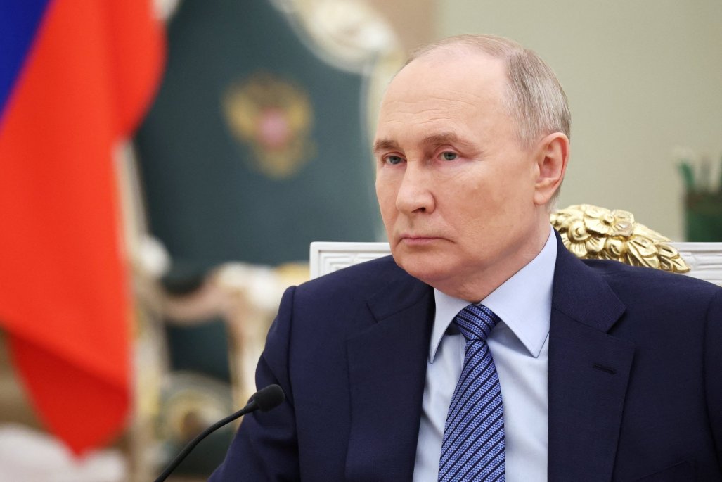 Putin se disculpa por tragedia aérea en Kazajistán