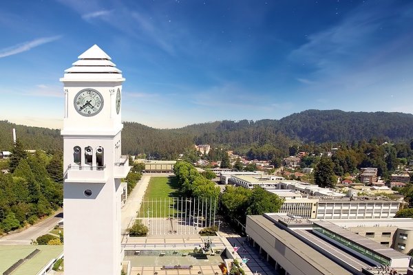 PwC y Universidad de Concepción lanzan primera aceleradora en Chile para exportar talento tecnológico
