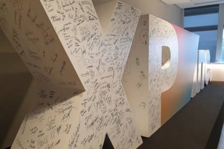 XP anuncia su primera adquisición de 2025: una firma de asesoría de inversiones