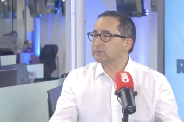 <p>CNN CHile radio</p>
