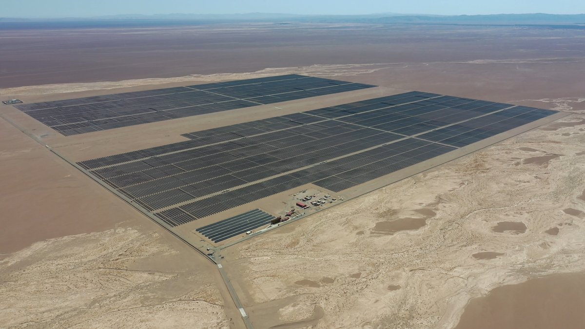 AES Chile impulsa energía renovable con nueva planta fotovoltaica en Tarapacá