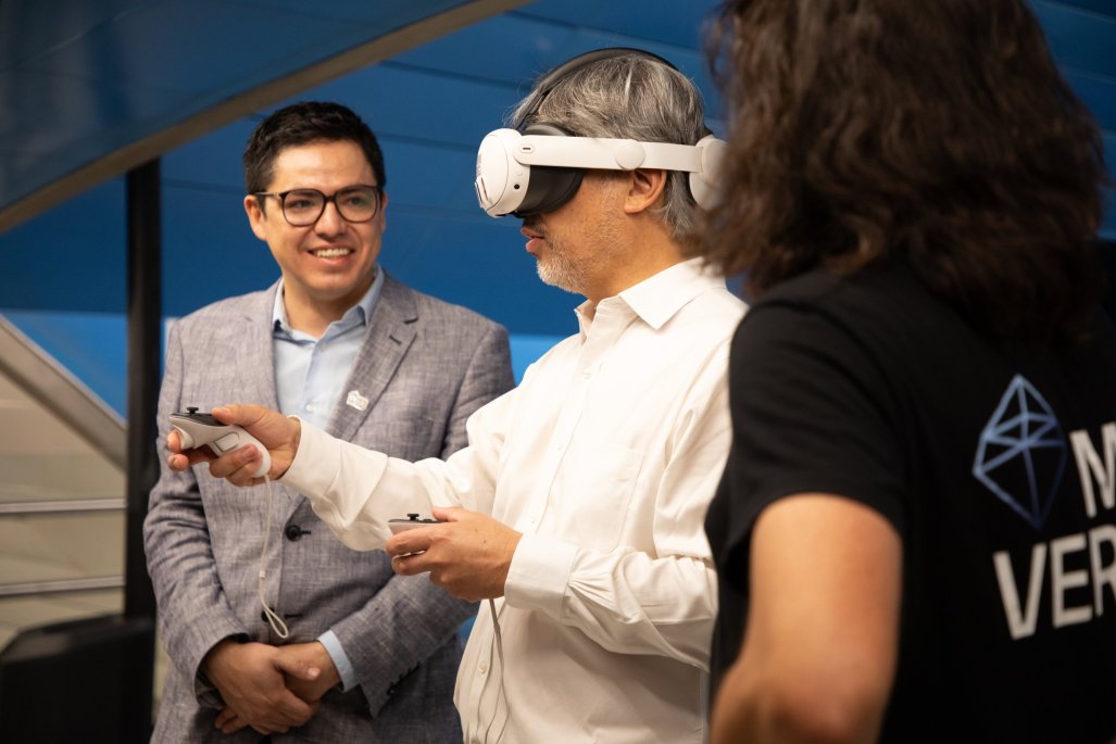 Experiencias inmersivas de realidad virtual en el Congreso Futuro 2025