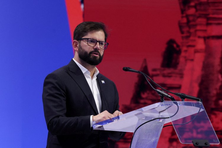 Boric afirma que “el Gobierno de Maduro se ha convertido en una dictadura” y pide liberación de presos políticos en Venezuela