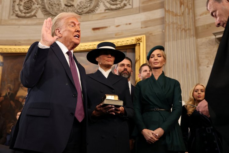 Donald Trump jura como presidente número 47 de EEUU: promete "edad dorada" para el país