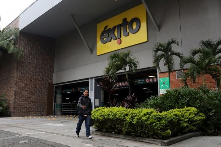 <p>Grupo Calleja cumple su primer año al mando de Grupo Éxito: acumula pérdidas netas por US$ 21 millones al tercer trimestre de 2024</p>