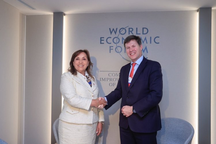 <p>Firmas DP World, Anglo American y Glencore muestran interés en invertir más en Perú</p>