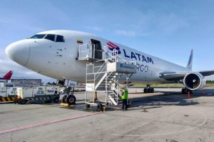 <p>Latam Airlines despierta: retoma una ruta entre Bariloche y un destino del exterior</p>