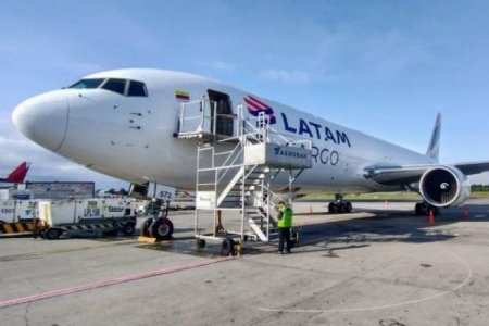 Latam Airlines despierta: retoma una ruta entre Bariloche y un destino del exterior
