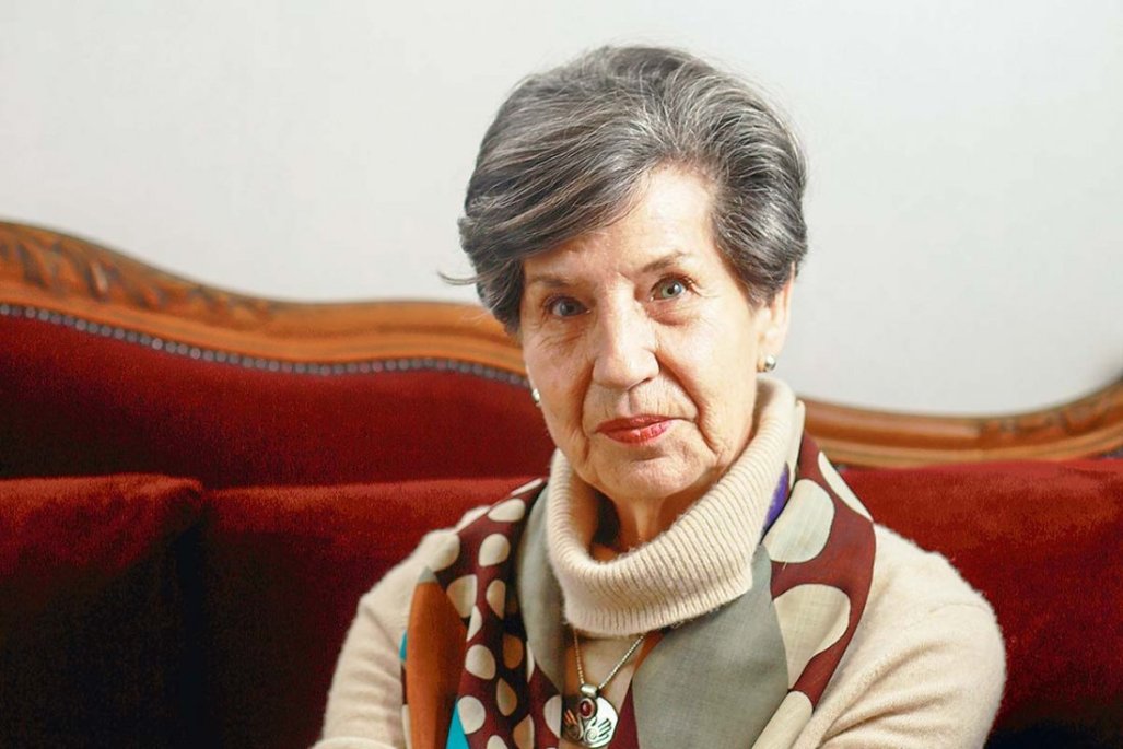 Senadora Allende guarda silencio sobre venta de casa del expresidente