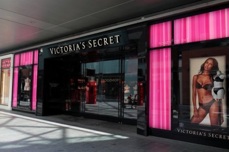 <p>Victoria's Secret abre en Argentina con ventas 250% más altas de lo esperado: ahora pone los ojos en Vaca Muerta y el sueño de un TLC con EEUU</p>