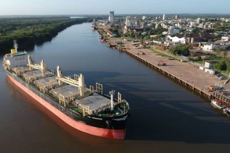 <p>Gobierno de Argentina anula licitación por Hidrovía y oferente se defiende</p>