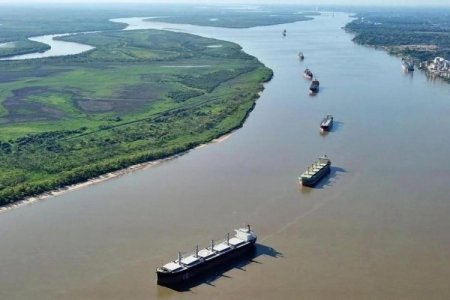 <p>Fiscales de Argentina denuncian irregularidades en licitación de mantenimiento de hidrovía en río Paraná</p>
