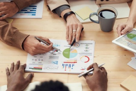 <p>Optimismo empresarial en América Latina: ejecutivos proyectan un 2025 con mayor rentabilidad</p>