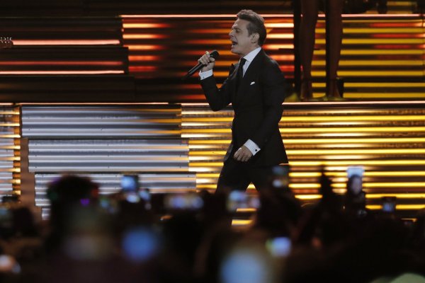 La pelea que libran productoras tras la gira a Chile de Luis Miguel “México por siempre”