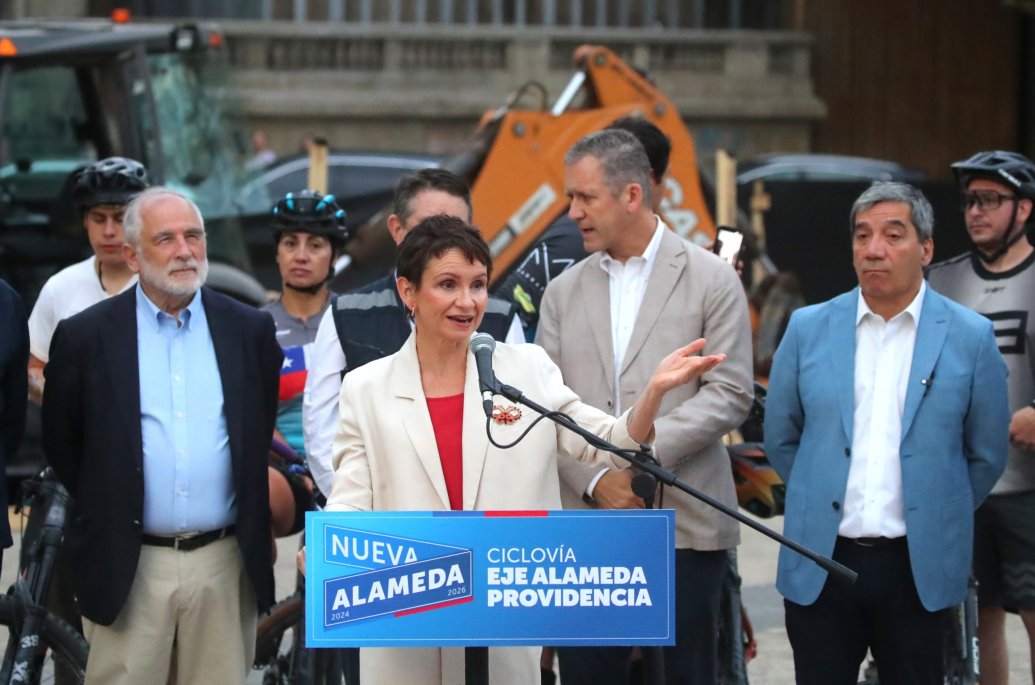 Tohá reafirma decisión presidencial para marzo y pide evitar rumores