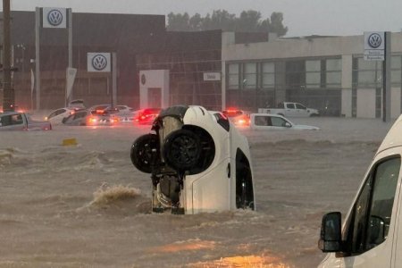Inundaciones provocan al menos seis muertes y una dramática evacuación en sur de Argentina