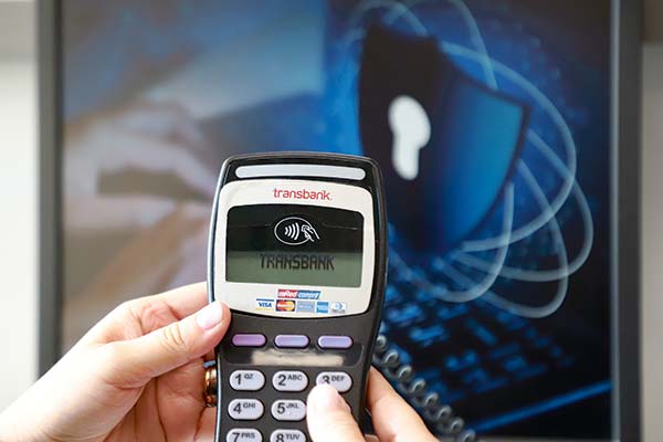 TDLC aprueba consulta sobre sistema tarifario de Transbank