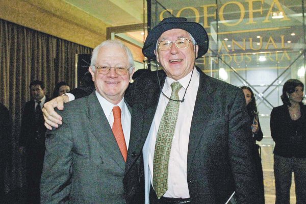 Bruno Philippi recuerda a su amigo Horst Paulmann: "Lo que él no quería es que cuando se muriera, (Cencosud) se vendiera"