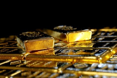 <p>El oro alcanza un nuevo récord histórico y supera la marca sicológica de los US$ 3.000 la onza</p>