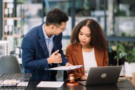 <p>Legaltech peruana Juztina se expande a Colombia, con planes de aterrizaje en México y Argentina</p>