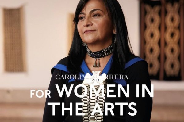 Artesana mapuche Anita Paillamil es destacada por Carolina Herrera