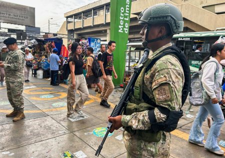 <p>Ola de delincuencia en Perú: Gobierno oficializa el estado de emergencia en Lima Metropolitana y Callao por 30 días</p>