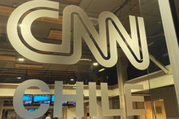 <p>Reorganización de CNN Chile: propuesta incluye pago de la deuda con publicidad y disminuir personal</p>