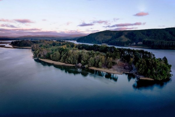 Empresarios ponen en venta isla en el sur de Chile