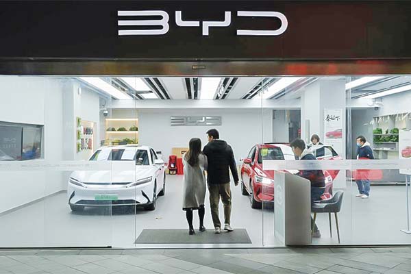 <p>Ventas anuales de BYD superan los US$ 100.000 millones por primera vez en su historia</p>