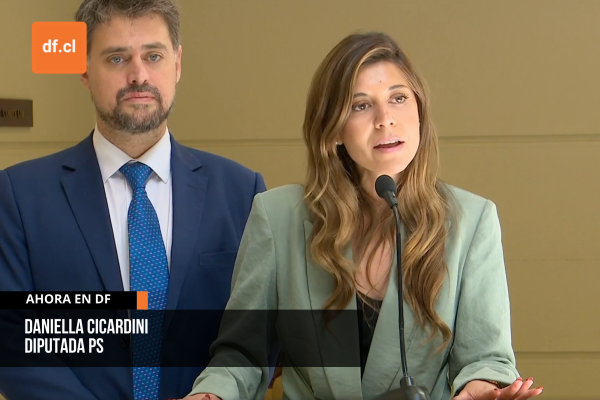 <p>Ahora en DF | Diputados Manouchehri y Cicardini emplazan a Matthei a aclarar supuestos vínculos con red de Luis Hermosilla</p>