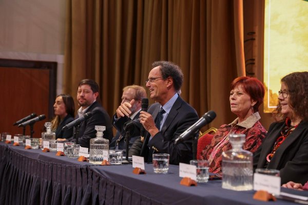 Los intensos primeros días de Juan Carlos de la Llera como nuevo rector de la UC
