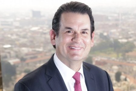 <p>Presidente de la Junta Directiva del Grupo Aval sobre Colombia: "No se necesitan tantas reformas tributarias"</p>
