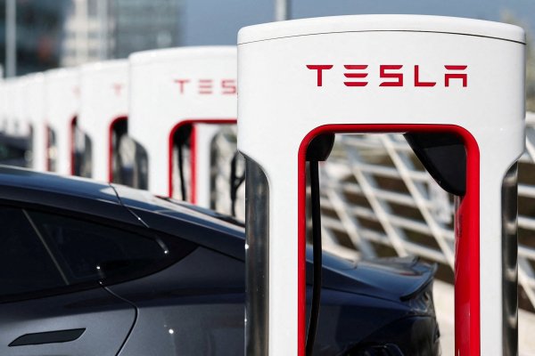 Tesla enfrenta su peor trimestre desde 2022 mientras BYD retoma el liderazgo en ventas de autos eléctricos