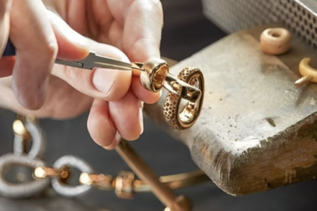 <p>Las "tres joyas" peruanas que más brillan en el exterior: Arin, New Fashion Perú y DeOro</p>